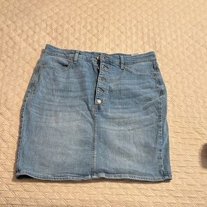 Banana Republic Light Blue Denim Pencil Skirt, size 12.  Worn once.